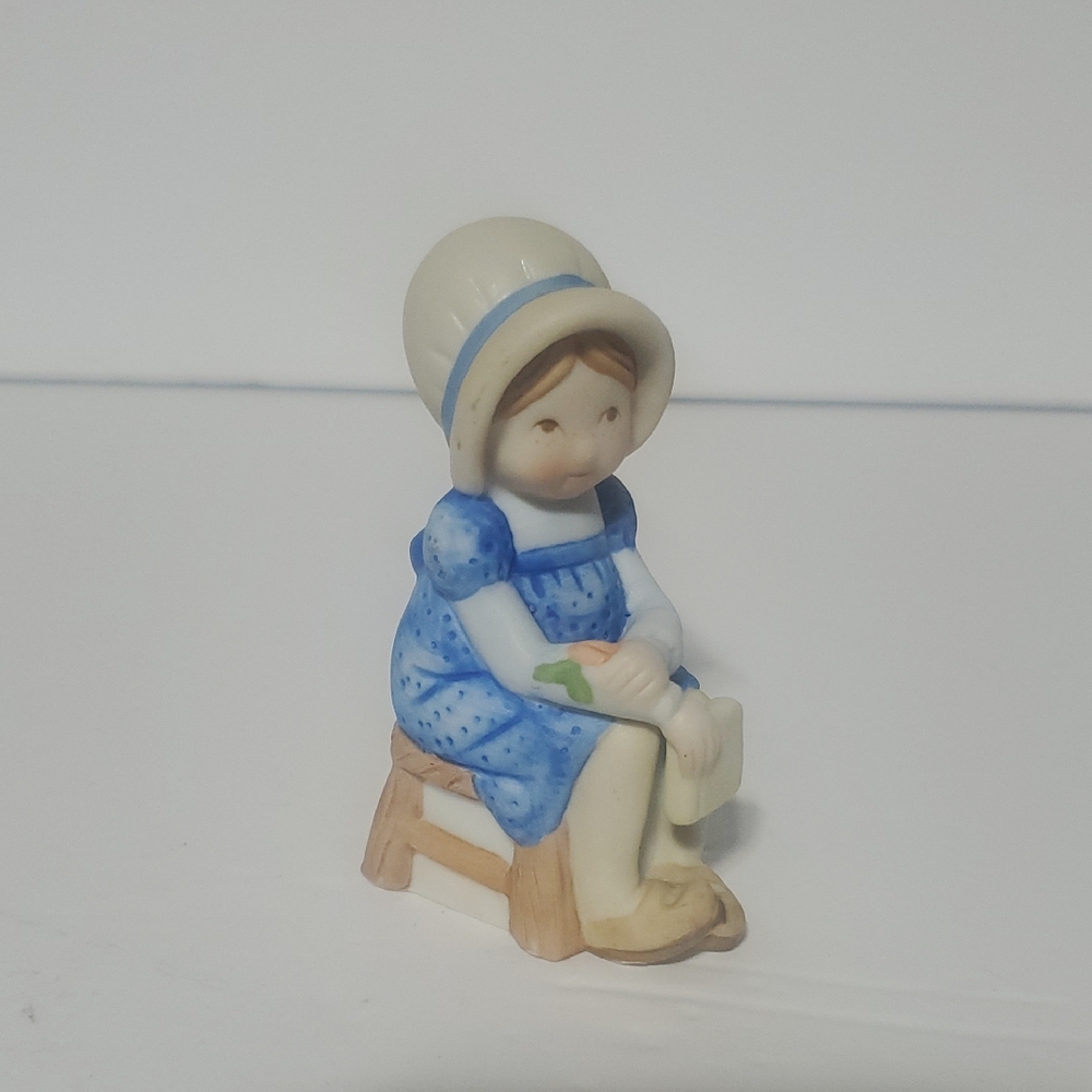 Vtg Holly Hobbie Figurine